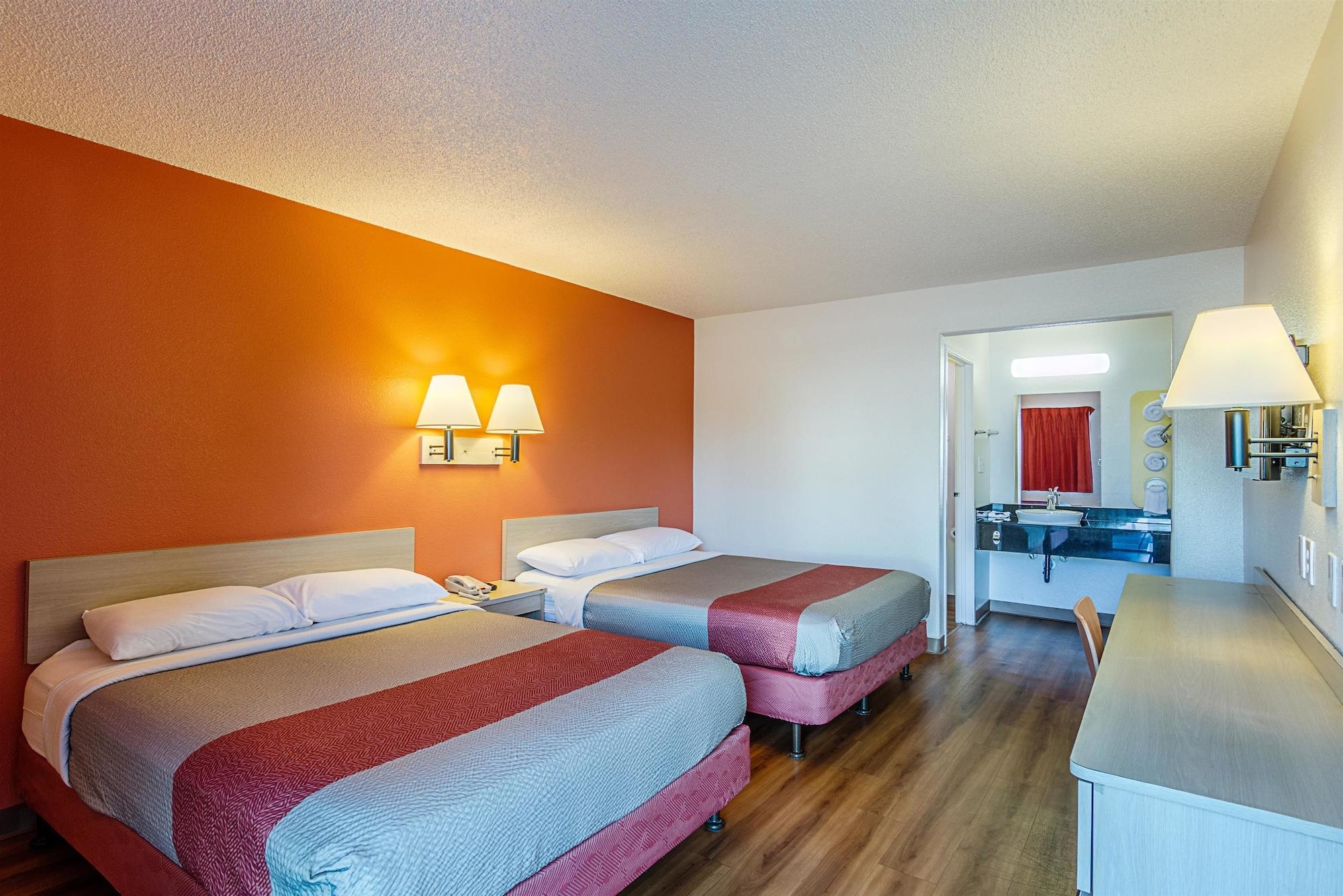 Park Inn By Radisson, Модесто Екстериор снимка