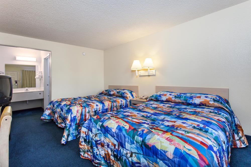 Park Inn By Radisson, Модесто Екстериор снимка